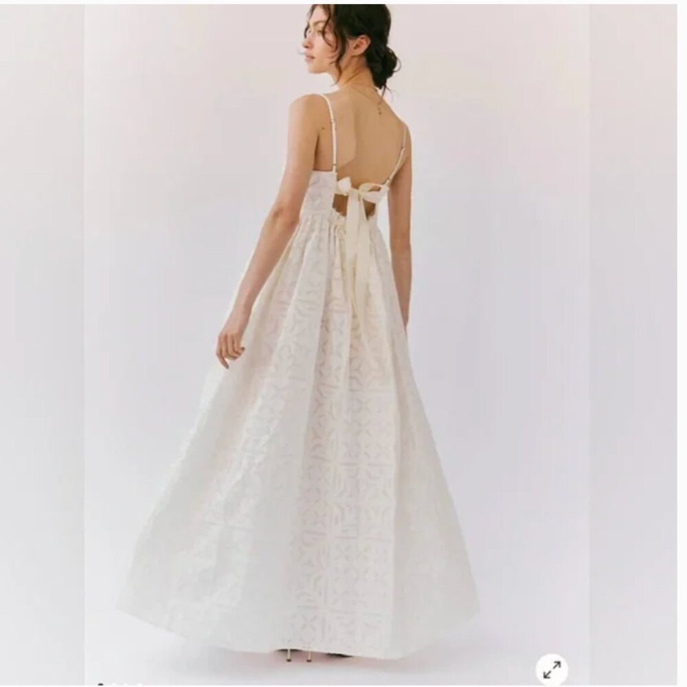 Sold - Picture 2 of 12